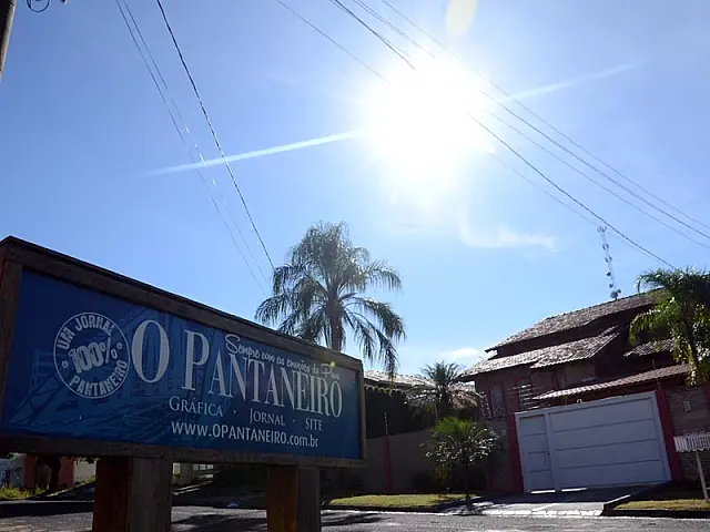 Sol e aumento de nuvens de manhã e possibilidade de chuva