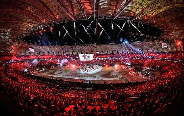 De Falcão a Gabiru: Beira-Rio se rende aos heróis e volta com emoção