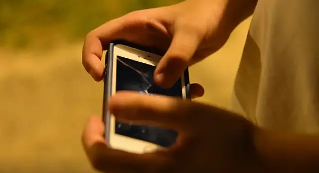 Três em cada dez crianças e adolescentes foram ofendidos na internet