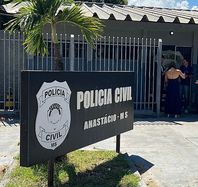 Suspeito se apresenta à Polícia Civil e caso de homicídios em Anastácio avança