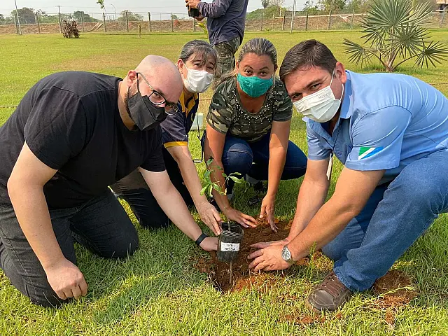 Em comemoração ao Dia da Árvore, Parque dos Ipês recebe novas mudas