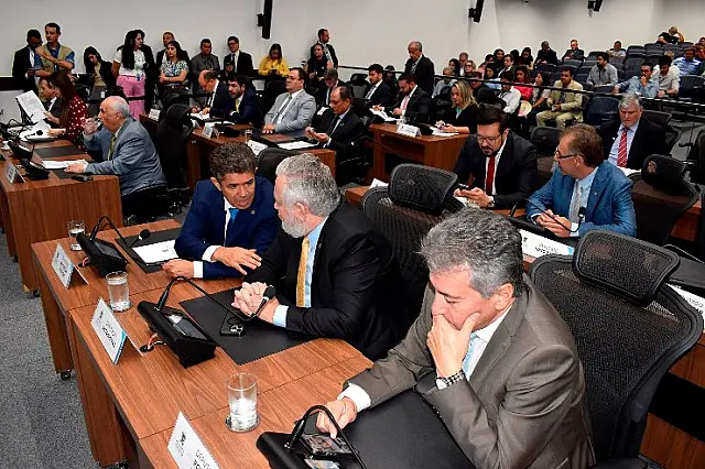 Deputados estaduais aprovam quatro projetos