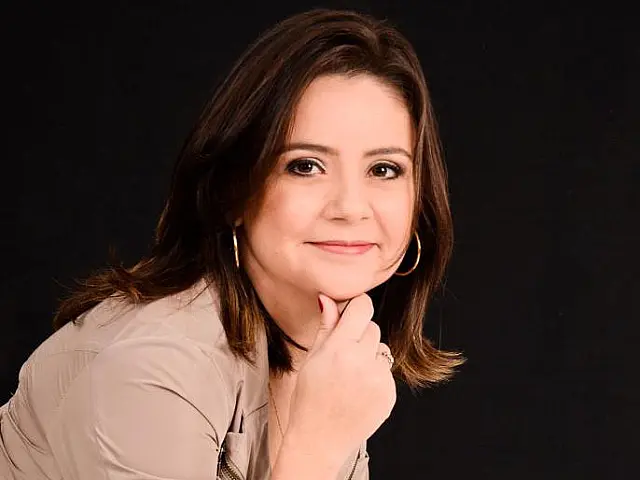 Corpos de Fernanda e família chegam a Base Aérea de Campo Grande