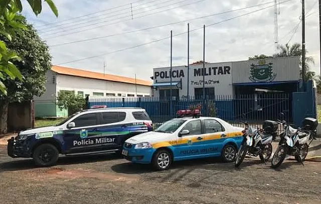 Mulher é presa depois de matar filha, enterrar corpo e sair para tomar cerveja
