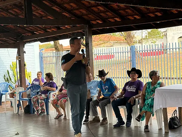 Palestra sobre golpes digitais é realizada no CRAS em Ribas do Rio Pardo