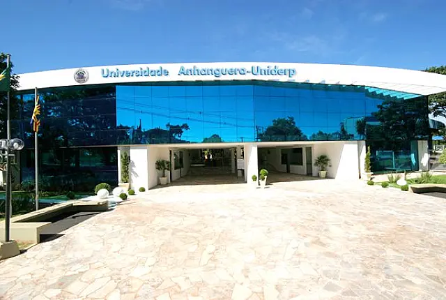 Justiça condena universidade de MS a pagar R$ 500 mil por 'terror psicológico' contra funcionários