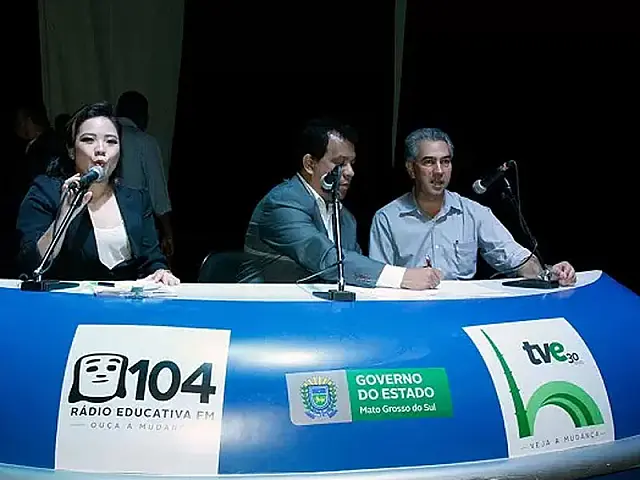 Reinaldo lança programação na bancada da Educativa e celebra cultura do Estado