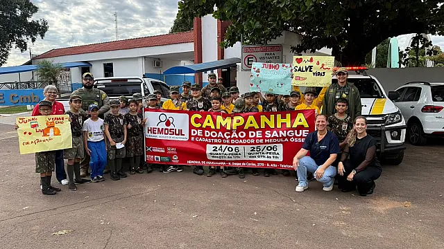 Com crianças do Pelotão Esperança, panfletagem mobiliza Aquidauana para campanha de doação de sangue