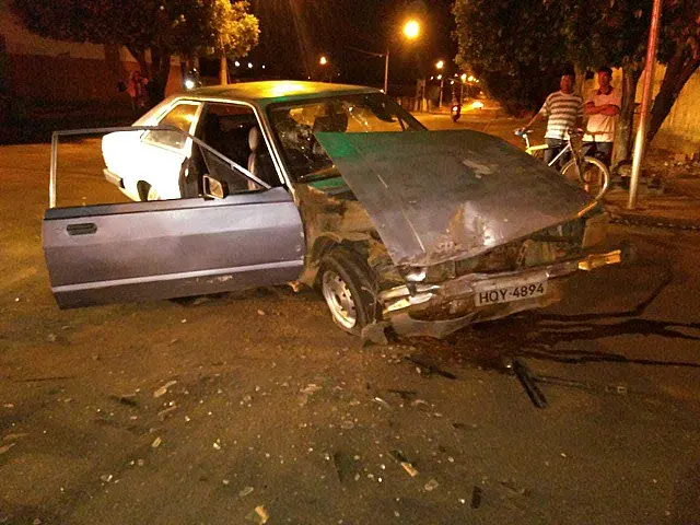 Acidente entre dois carros deixa seis feridos no Bairro Alto, em Aquidauana