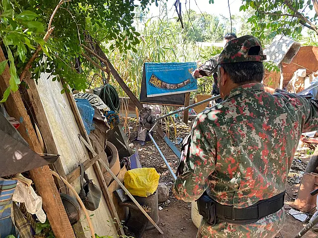 PMA de Aquidauana captura jiboia em casa do bairro Santa Terezinha