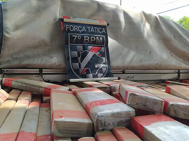 PM de Aquidauana apreende drogas em S10 no Cidade Nova