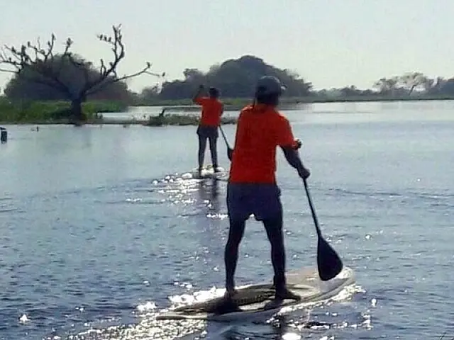 Surpreendido por ventania e frio, casal que fazia stand up paddle no Pantanal tem de ser resgatado pela Marinha