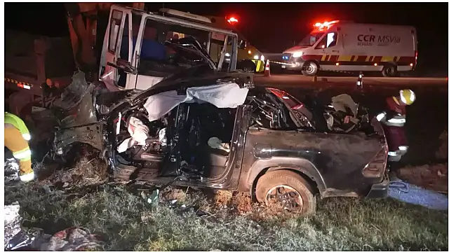 Três pessoas morrem em acidente na BR-163