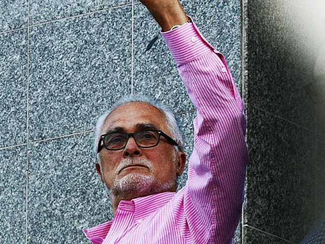 Supremo extingue pena do ex-deputado José Genoino