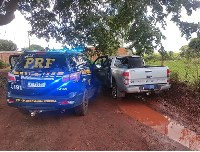 PRF apreende 1,2 tonelada de maconha após perseguição na BR-262 de Terenos