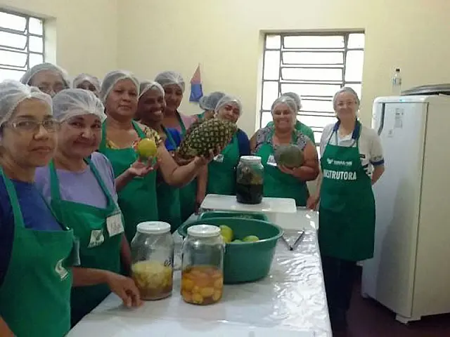 Pronatec de Aquidauana realiza curso para preparador de doces e conservas