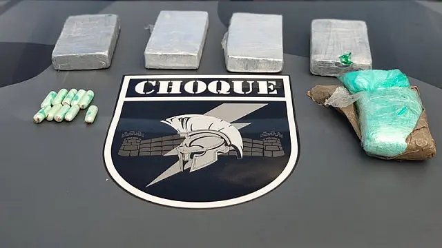 Com cocaína avaliada em R$ 137 mil, motorista de aplicativo e mais três são presos pela PM