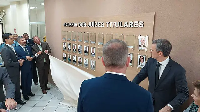 TJMS instala Galeria de Juízes Titulares e homenageia servidores em Porto Murtinho