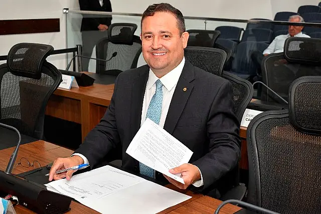Matéria prorroga proibição da pesca do dourado em MS