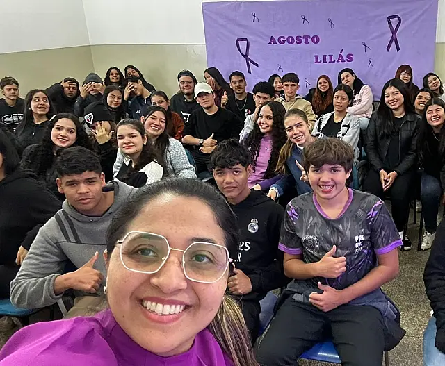 Palestra sobre combate à violência contra a mulher é realizada em escola de Jardim