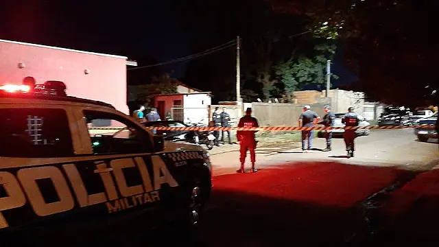 Jovem é executado a tiros por homens encapuzados