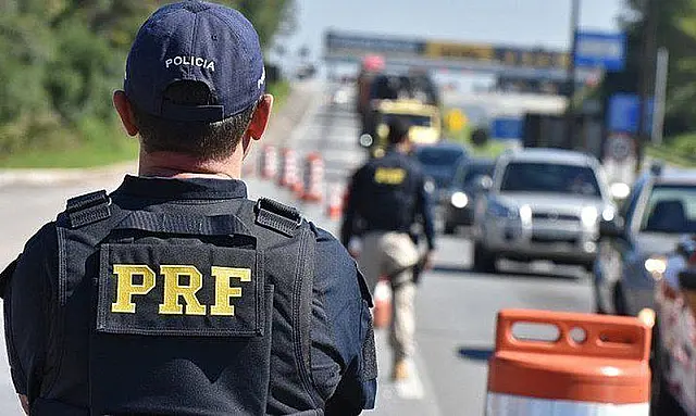 PRF deflagra Operação Carnaval 2023 e reforça segurança nas estradas
