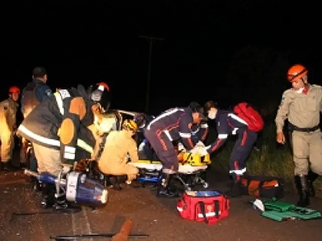 Acidente mata bisavô, avós e neta na BR-262