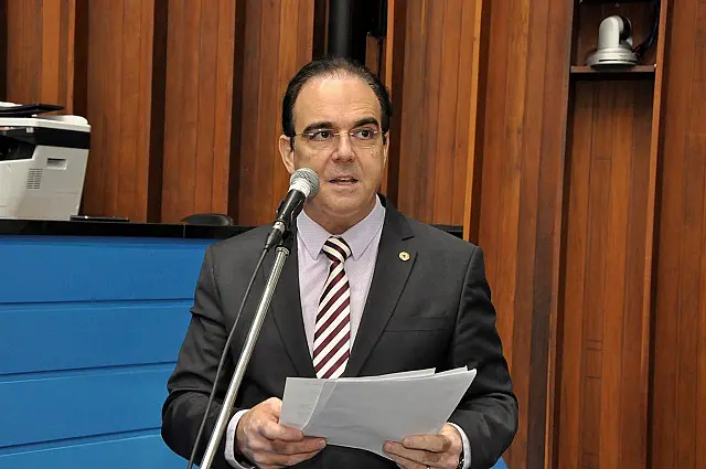 Deputado apresenta projeto para reduzir mensalidades de escolas particulares durante pandemia