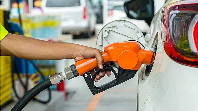 Consumidores podem denunciar preços abusivos de combustíveis
