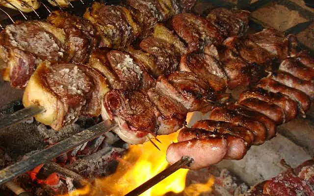 Paróquia realiza neste domingo Almoço das Famílias