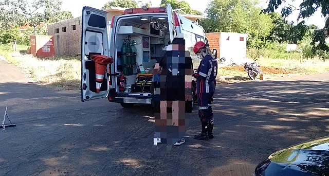 Colisão entre carro e moto deixa motociclista ferido em Anastácio