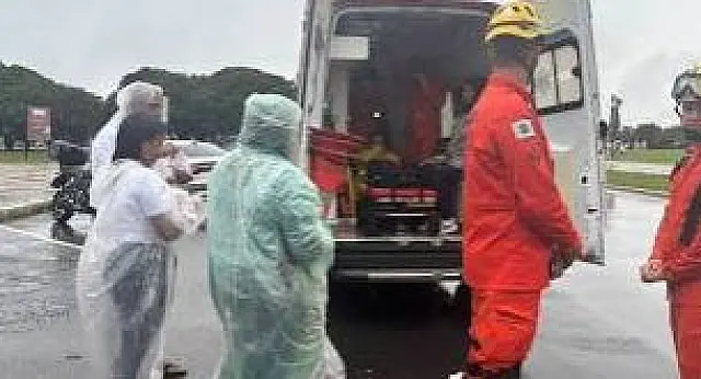Oito vítimas estão entre casos graves após raio em Brasília