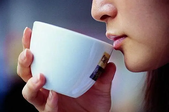 Cafeína faz bem ou mal à saúde? Descubra em 8 fatos