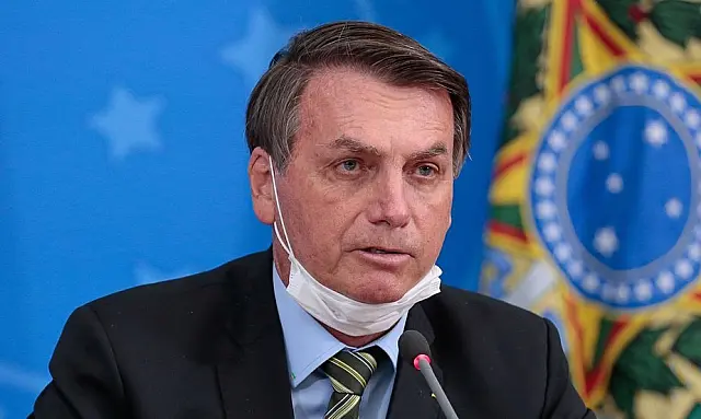 Presidente Bolsonaro testa positivo para coronavírus