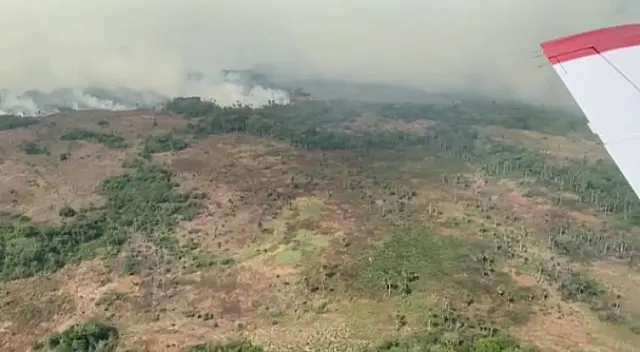 Equipes combatem incêndio no Passo do Lontra