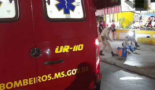 Homem morre na mesa de cirurgia após ser baleado na madrugada