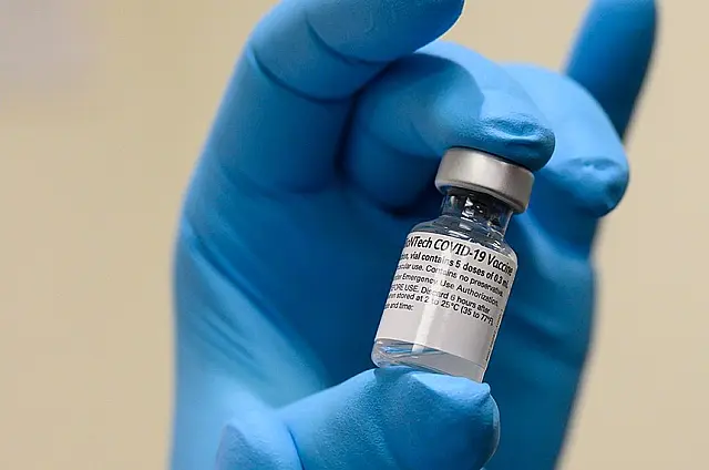 Promulgada lei que autoriza doação de vacinas contra COVID-19 a outros países