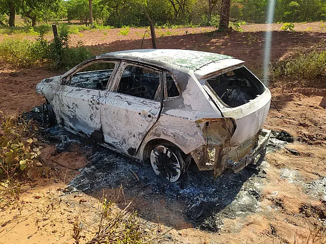 Carro incendiado é encontrado às margens da MS 345 em Aquidauana