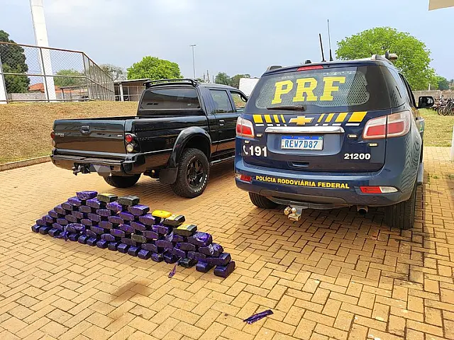 PRF apreende 88 kg de maconha em Brasilândia