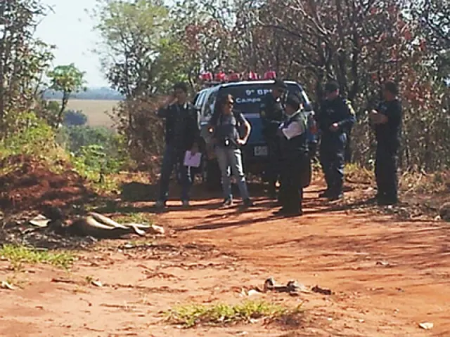 Mulher é encontrada morta e com o corpo em chamas