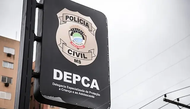 Mãe e padrasto de menina de 7 anos ferida com tiro no rosto devem prestar depoimento