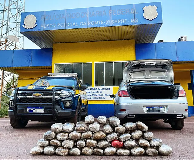 PRF apreende 23 kg de maconha em Corumbá