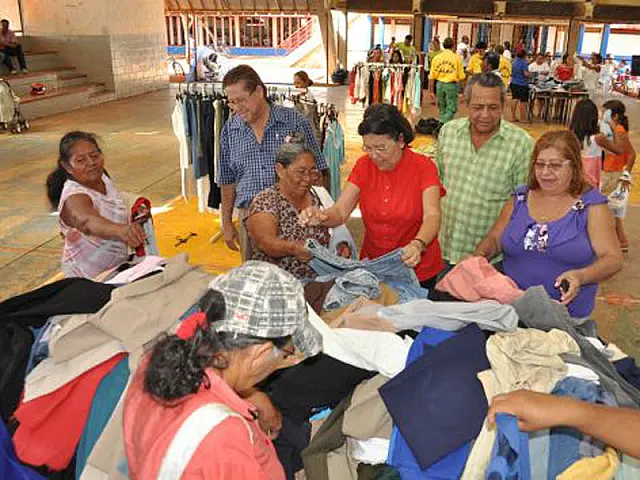 Social: Feirão da Solidariedade atende 350 famílias
