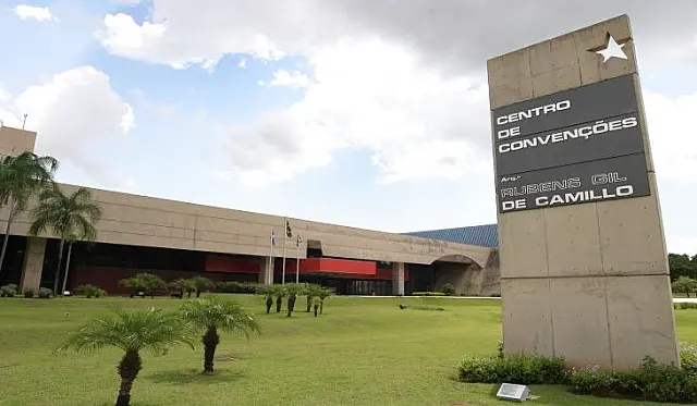 Governo vai revitalizar Centro de Convenções Rubens Gil de Camillo