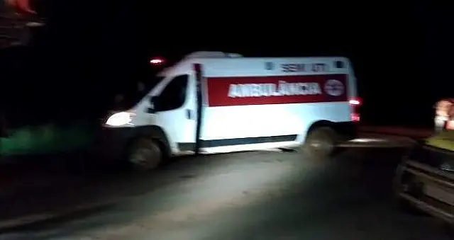 Paciente que ficou 23h dentro de ambulância atolada é levada para Aral Moreira