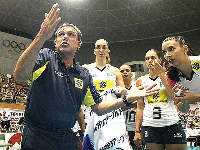 Brasil perde para os EUA na estreia da Copa do Mundo