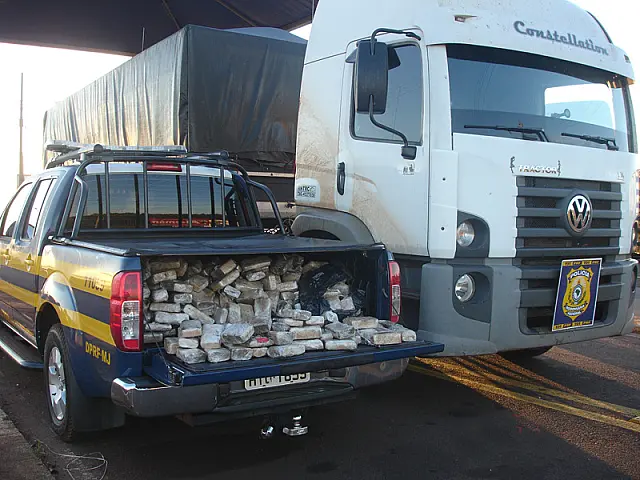 PRF apreende 200 quilos de maconha na BR-463