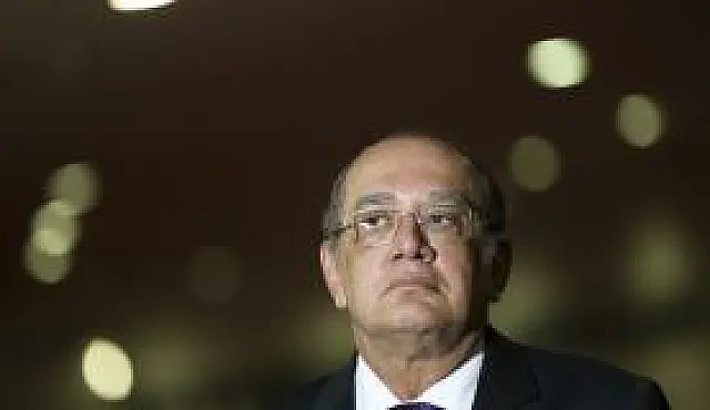 Gilmar Mendes suspende transferência de Cabral para presídio federal no MS