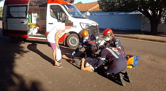 Desvio para não atropelar cachorro causa queda de moto com duas idosas em Aquidauana