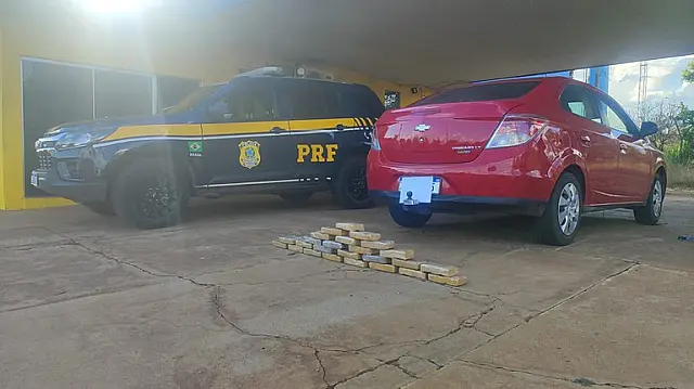 Motorista é preso com 25 kg de cocaína na BR-262